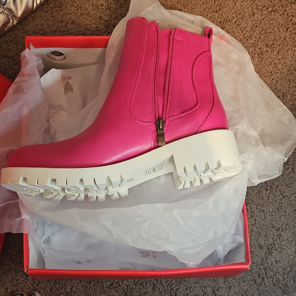 BEAST FASHION Hot Pink Ankle Boots